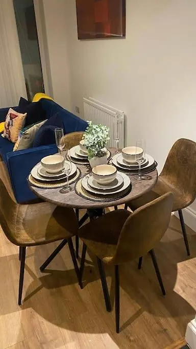 Deluxe Apartment In Royal Docks Londra