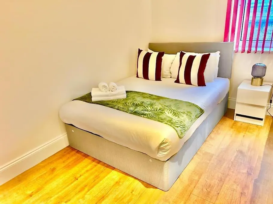 Deluxe Apartment In Royal Docks Londra